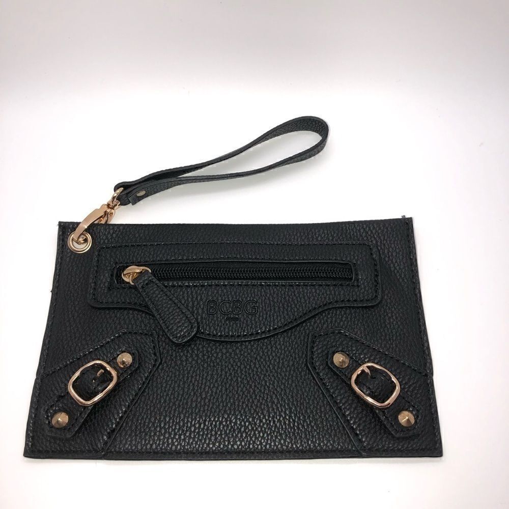 BCBG Black pebbled fashion Wristlet for Keys/Cards